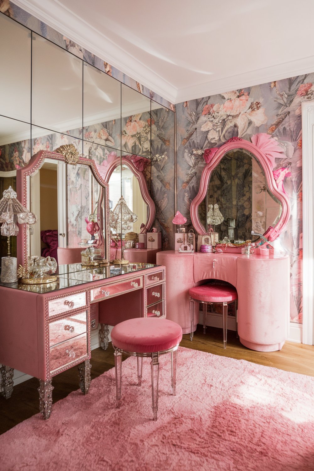 Vintage Glam Pink Paradise